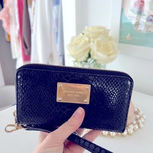 Black Michael Kors Wristlet faux snakeskin & gold